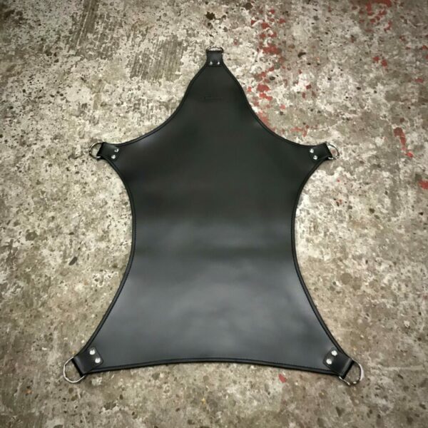 Steeltoys Leather 5 point Sling finished all around with a soft black trim.