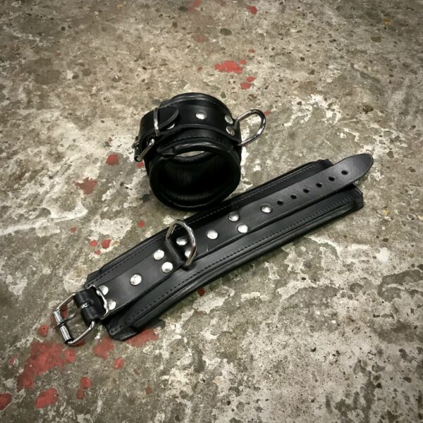 Leather Ankle Cuffs 8 cm. Black + Black trim, Per 2 pcs.