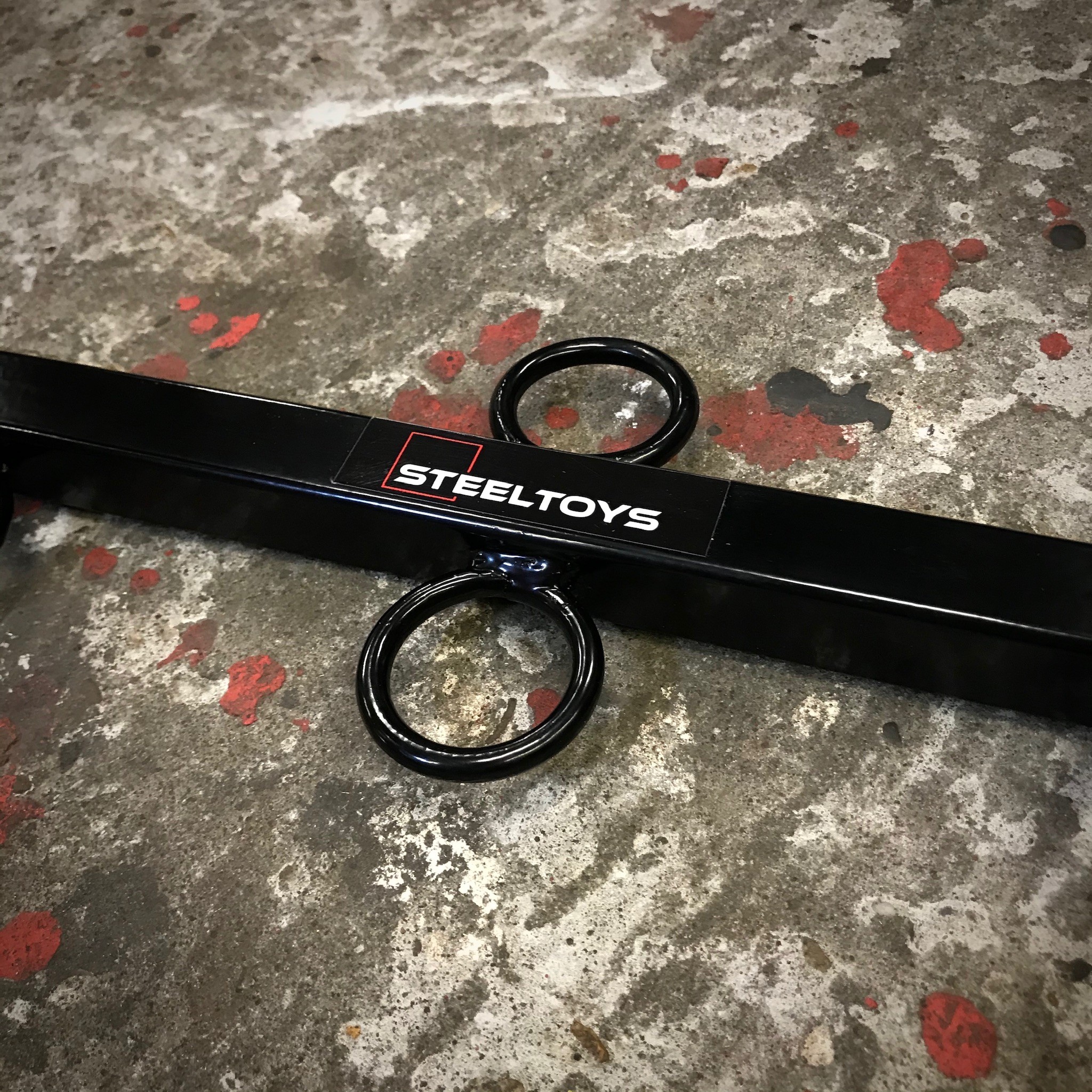 Spreidstang / Ophanging 80 cm. met 10 bondage ringen - Afbeelding 3