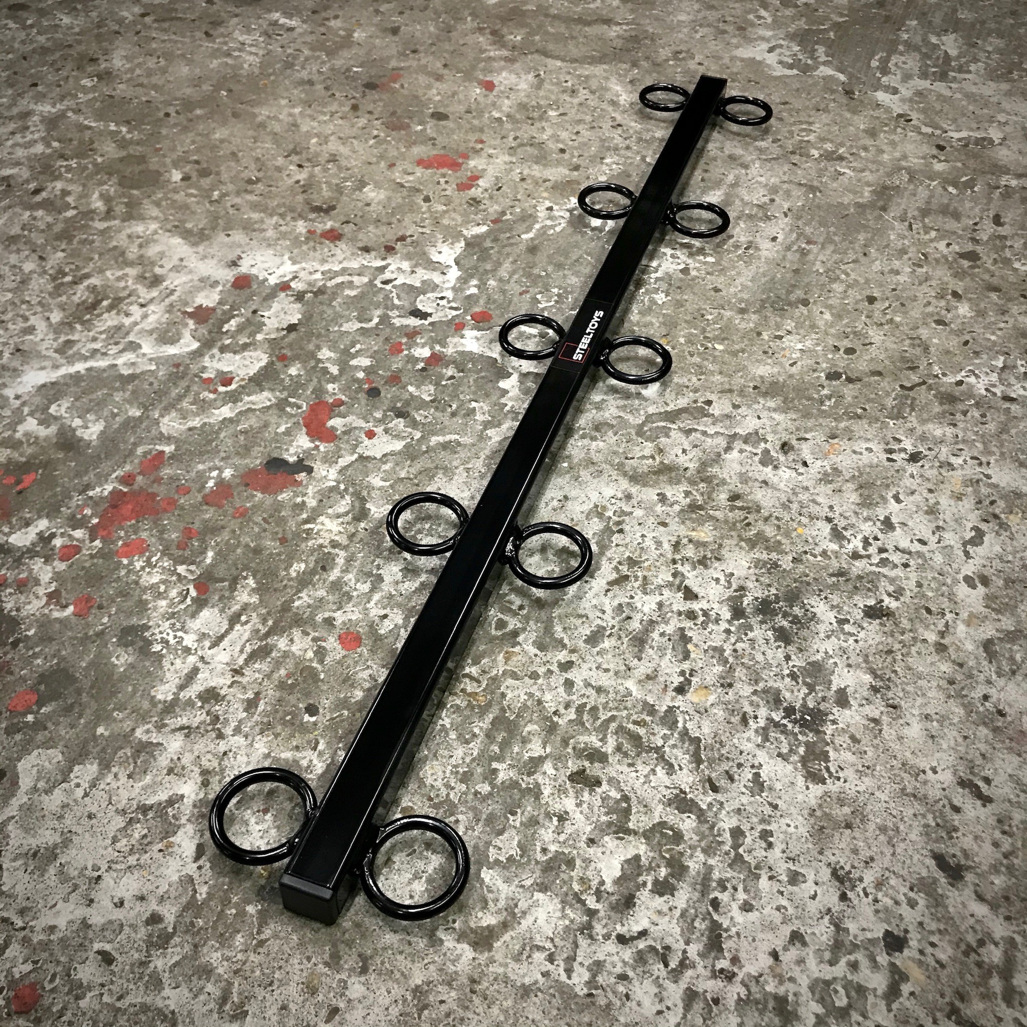 Spreidstang / Ophanging 80 cm. met 10 bondage ringen - Afbeelding 5