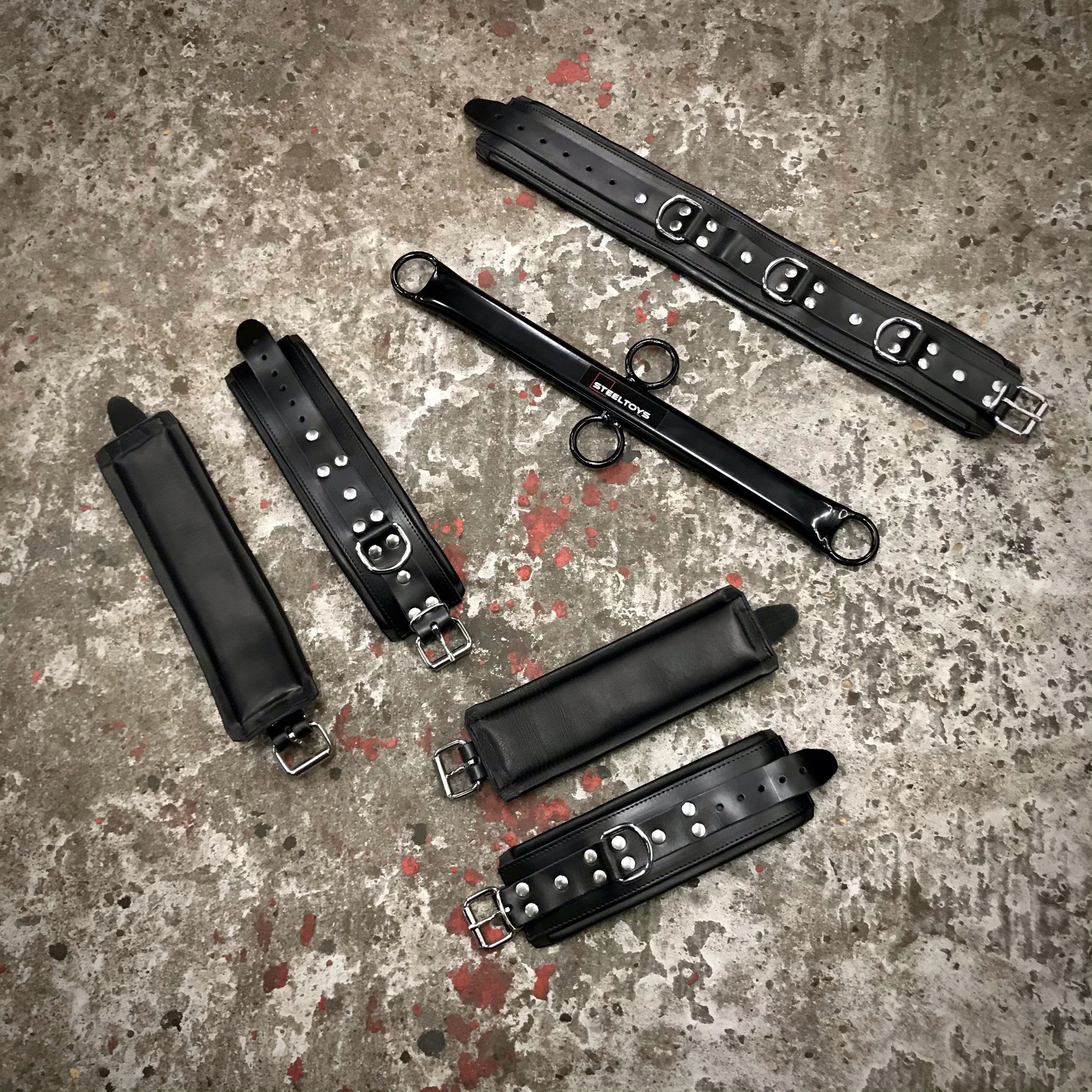 Complete SET Leather Wrist + Ankle + Neck Cuff + Spreader 50 cm. Black + Black Piping - Image 3