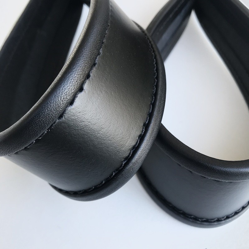 Leg Loops Leather With 1 D-Ring With Piping Black - Image 10