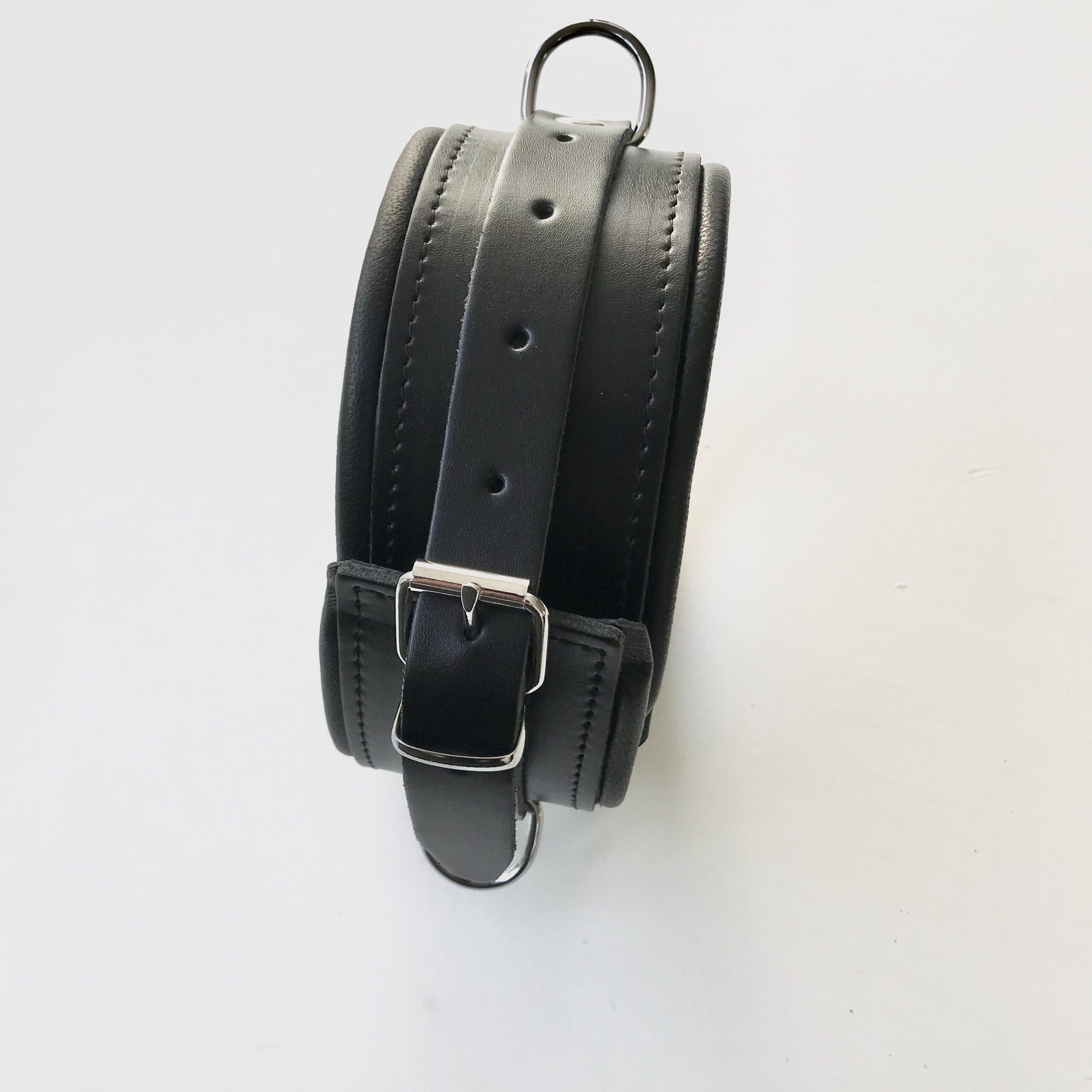 Hals-boei Leder 6 cm. Zwart + Zwarte Bies - Afbeelding 2