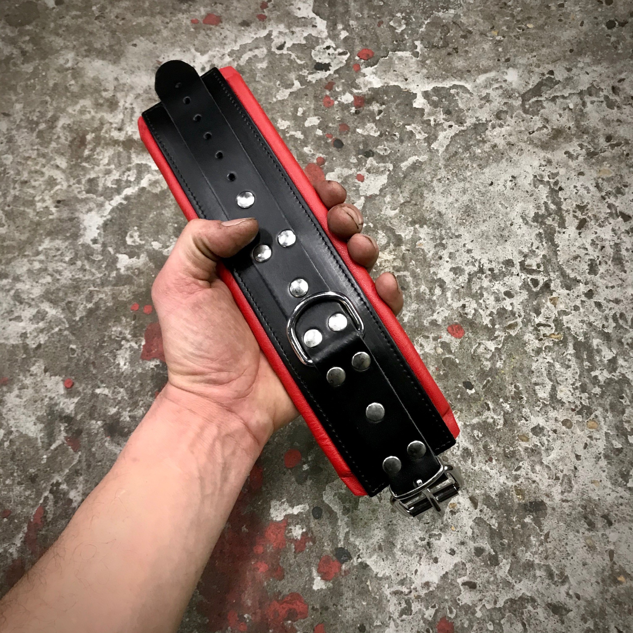 Complete SET Leather Wrist + Ankle + Neck cuff + Spreader 75 cm. Black + Red Piping - Image 4