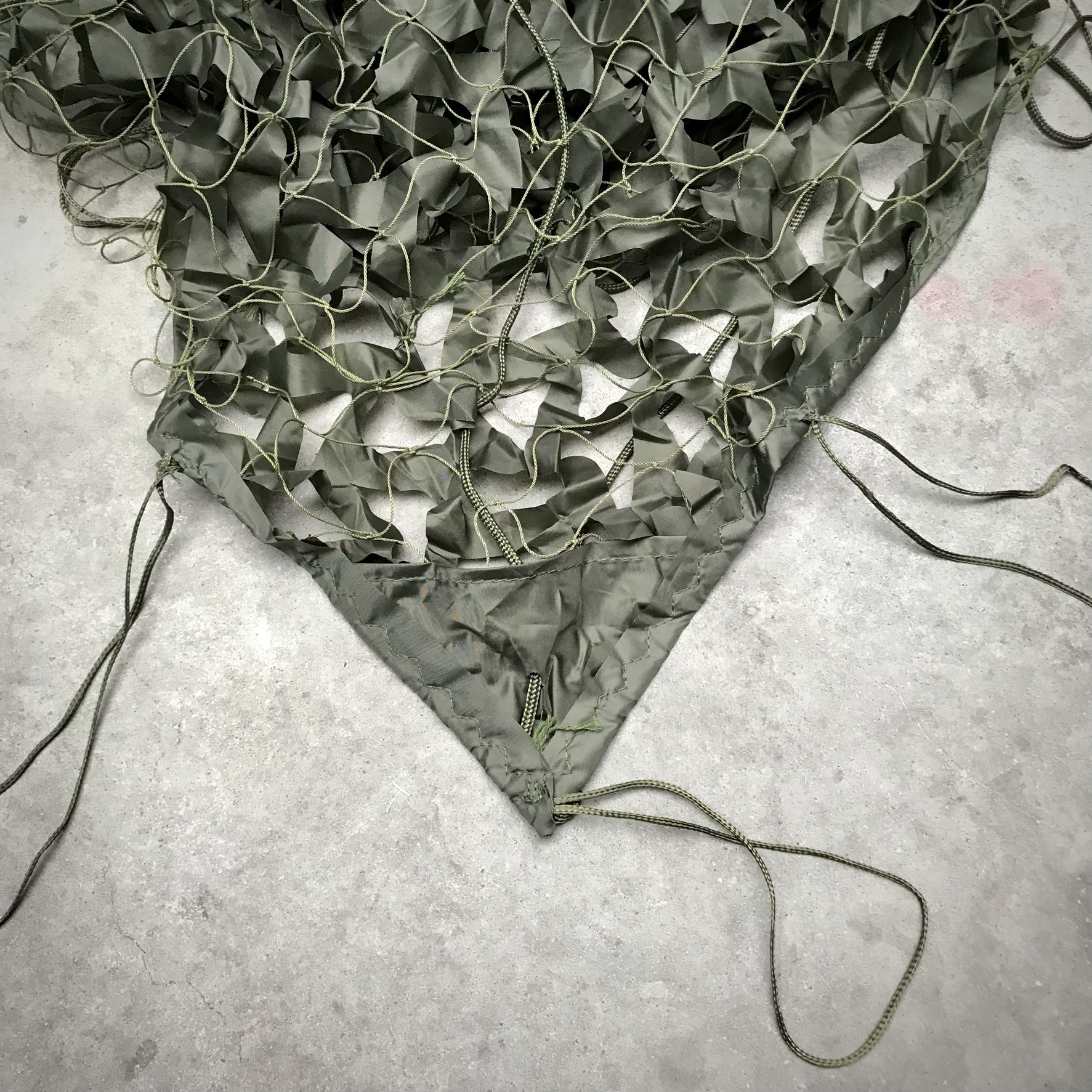 Camouflagenet 3x2 mtr. Olijf Groen - Afbeelding 7