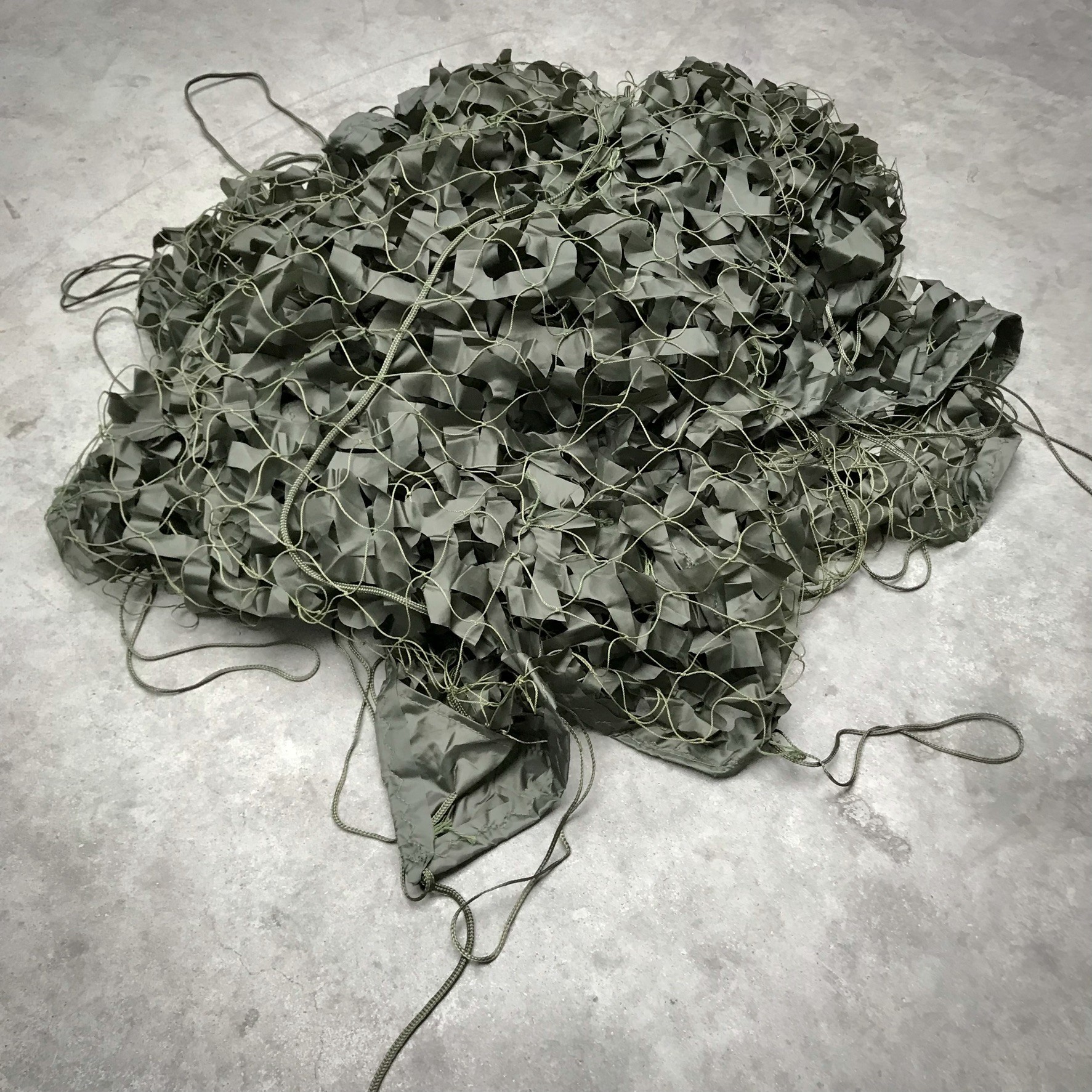 Camouflagenet 3x2 mtr. Olijf Groen - Afbeelding 5