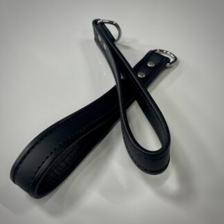 Wrist loops with black piping