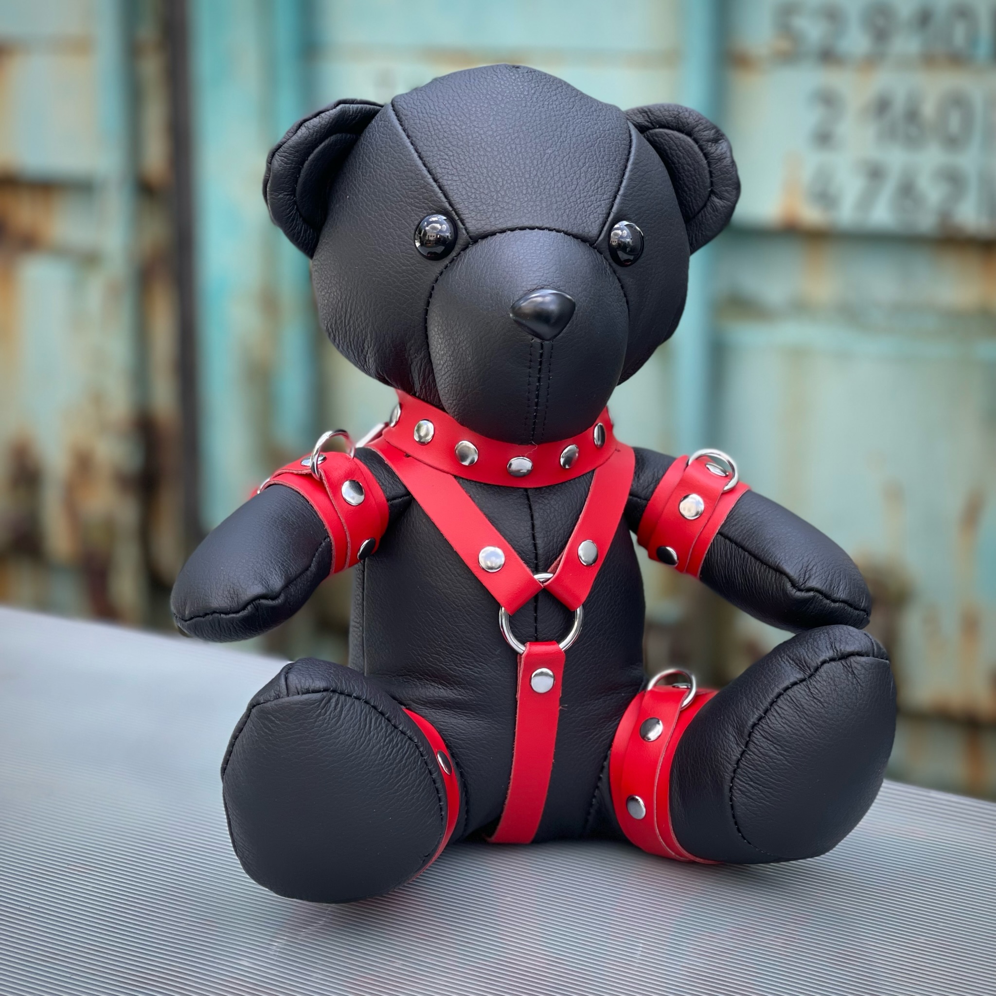 Steeltoys Leather Bear