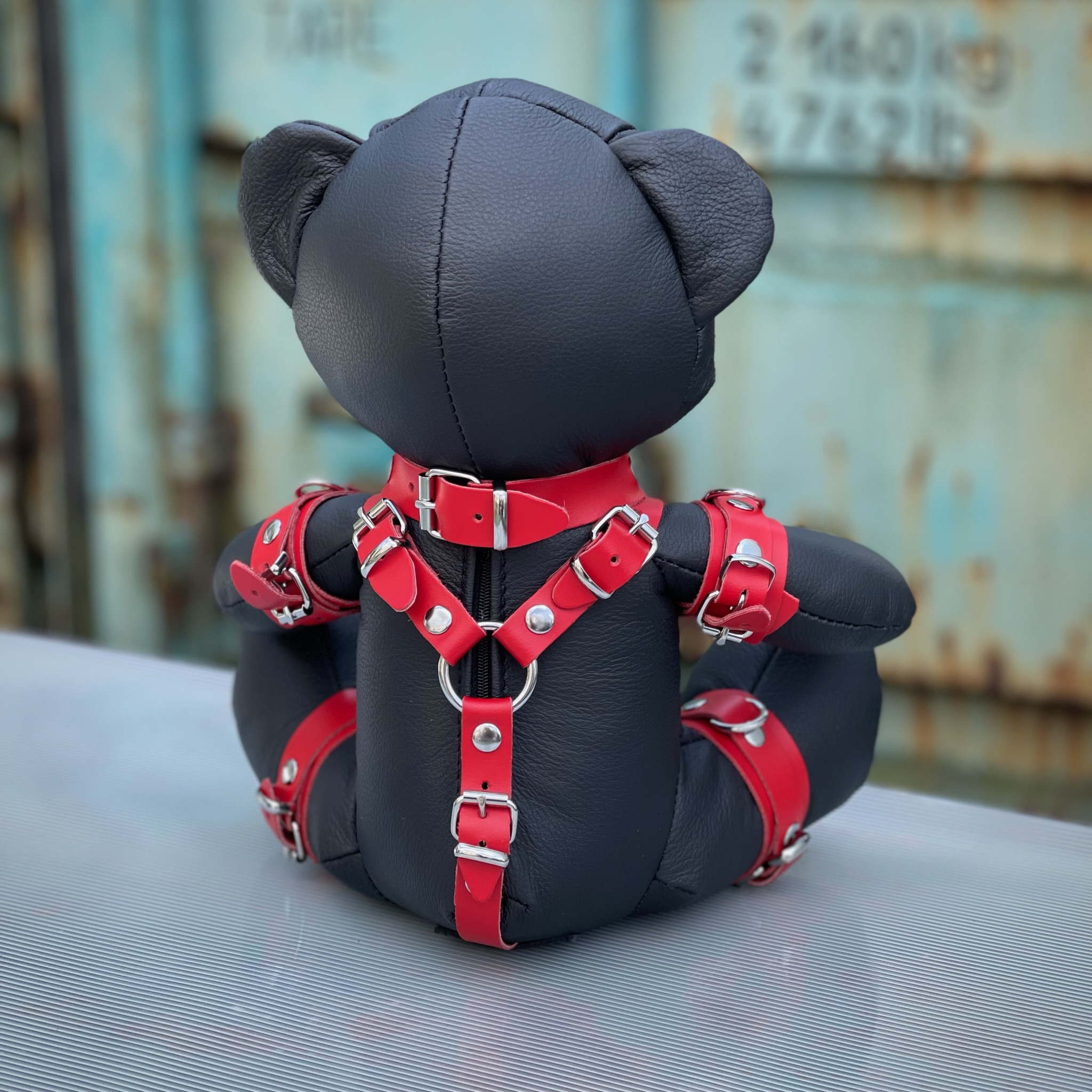 Steeltoys Leather Bear