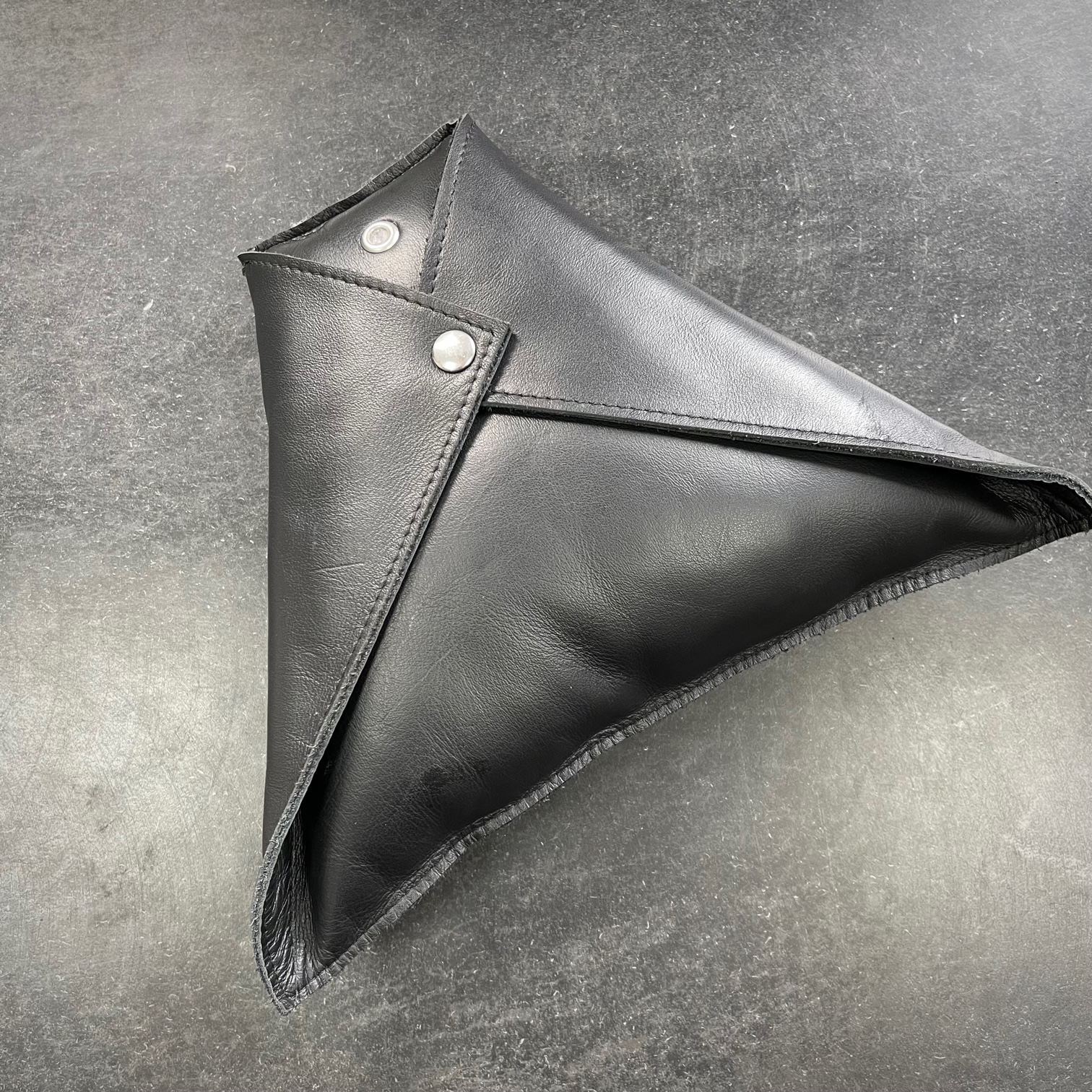 Steeltoys Sling Pillow (2)